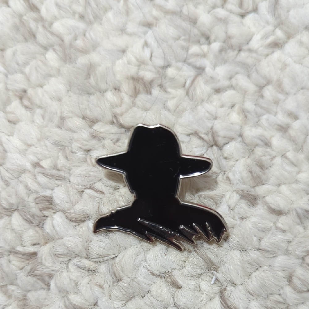 Black Silhouette Hat Pin